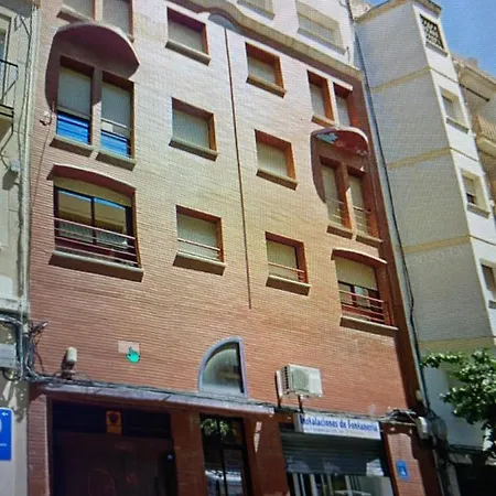 Apartamento A 150 Metros Casco Antiguo Apartment *